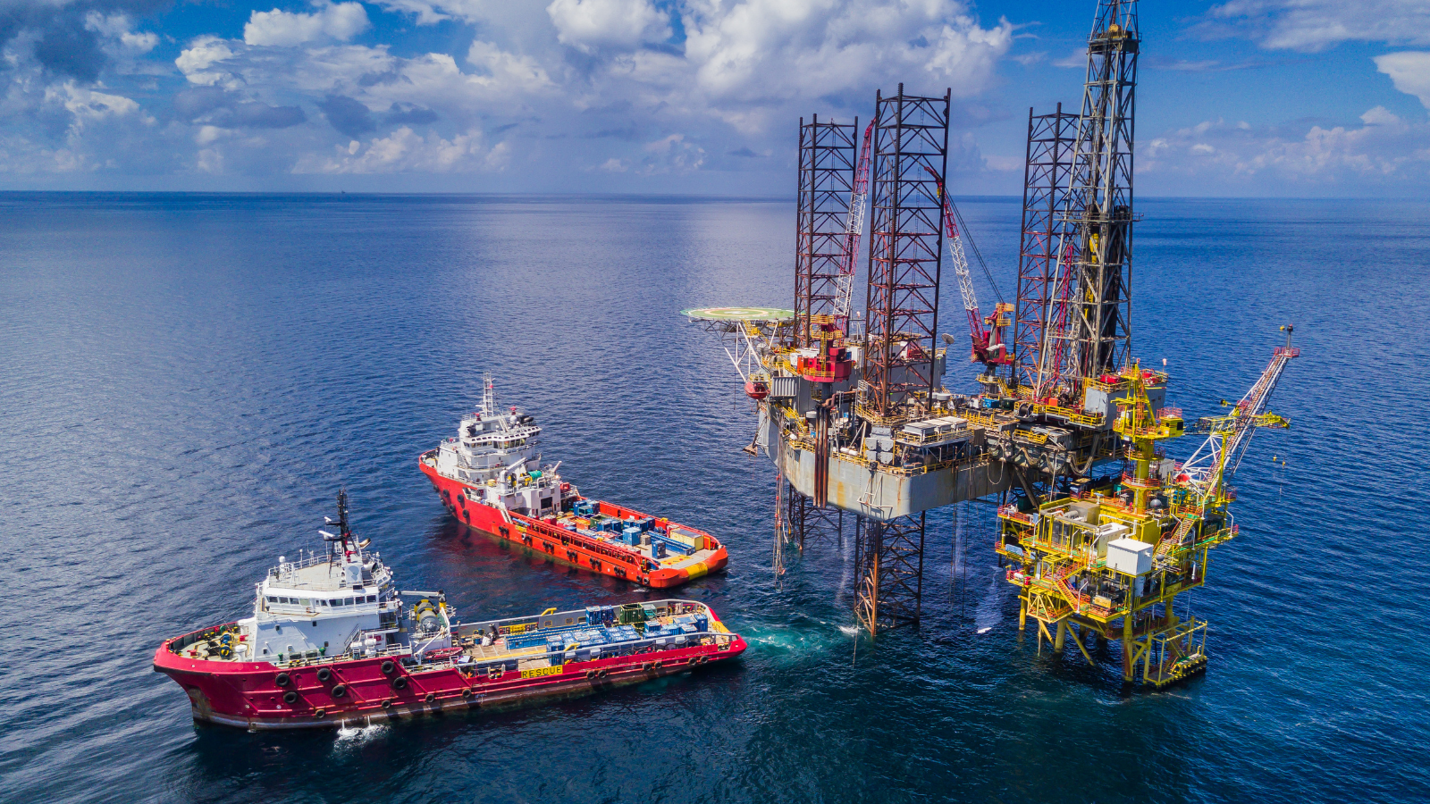 Case Study: Large Offshore Energy Company Improves Performance, Uptime & Morale with Global Connectivity Solutions